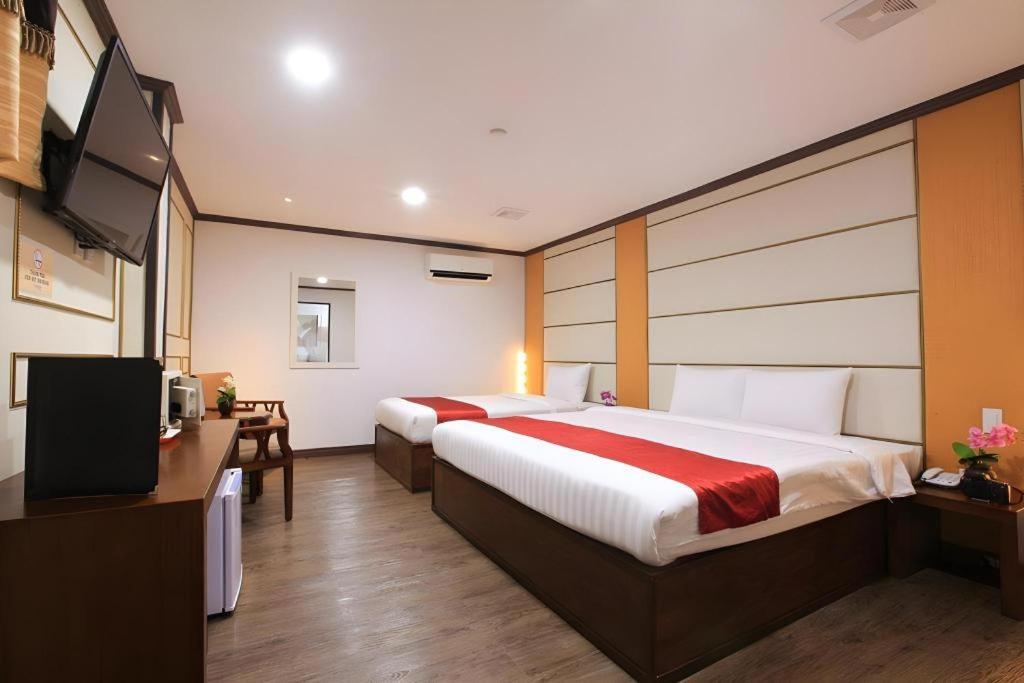 Horizon Hotel Olongapo Esterno foto